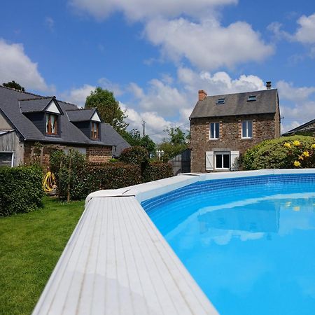 Le Jardin B&B Isigny-le-Buat Bagian luar foto