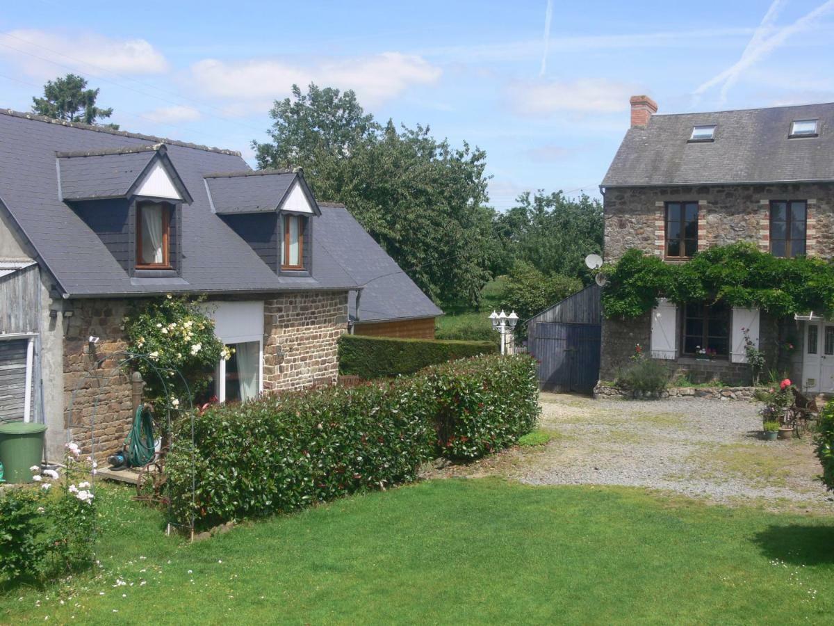 Le Jardin B&B Isigny-le-Buat Bagian luar foto